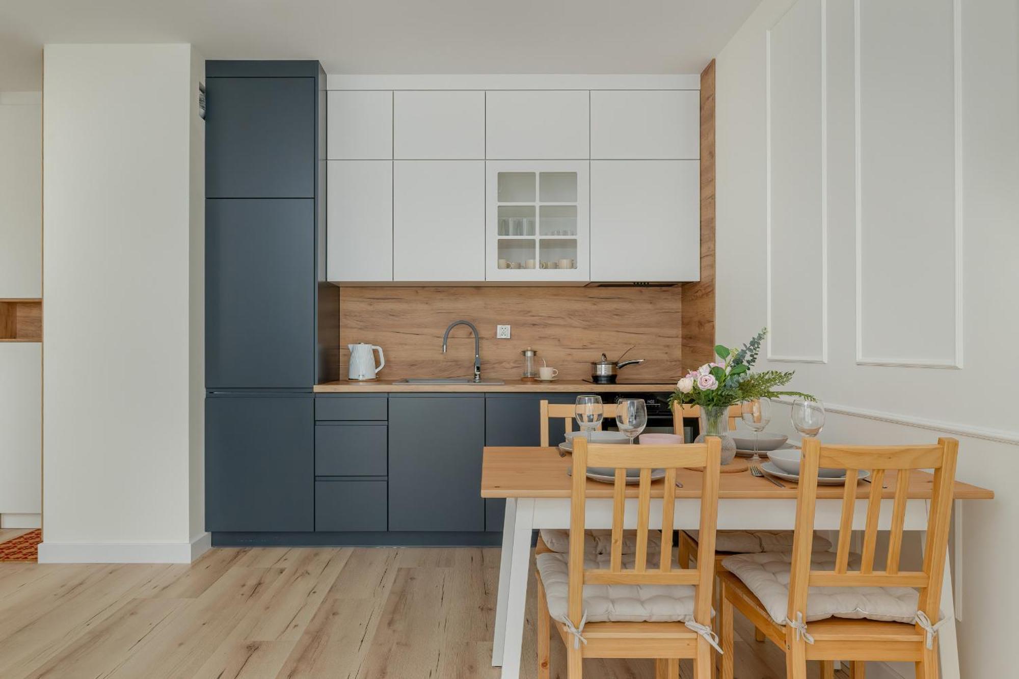Cozy Apartment Orawska With Balcony By Noclegi Renters Krakow Luaran gambar